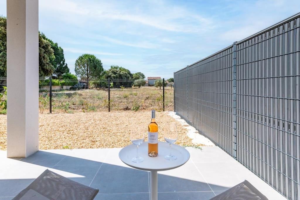 ☆ Blue Provencal Appartement ☆ Morieres-les-Avignon Esterno foto