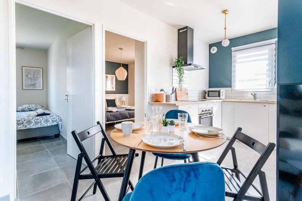 ☆ Blue Provencal Appartement ☆ Morieres-les-Avignon Esterno foto